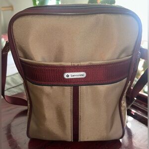 Vintage Samsonite Messenger Bag